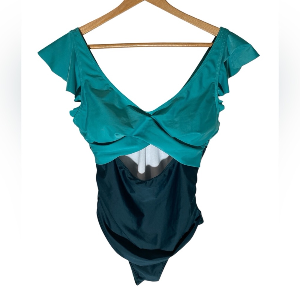 G3- Women’s XL Teal and Dark Green Ruffle Swimsuit 1PC Bathing Suit